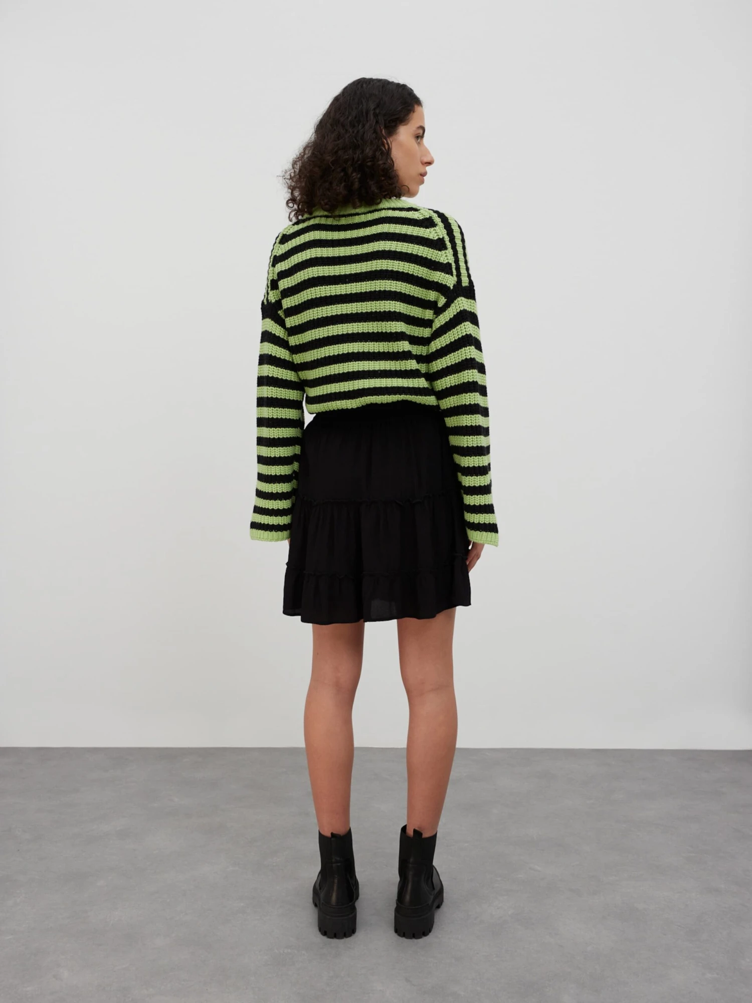 EDITED Mini-jupes Jupe Rixa Femme Noir 6 EDITED Mini-jupes Jupe Rixa Femme Noir – Image 4