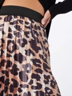 Parfaite Jupe -Parfaite Jupe 0bb010ad110467a8ea65ccf98ecd7087