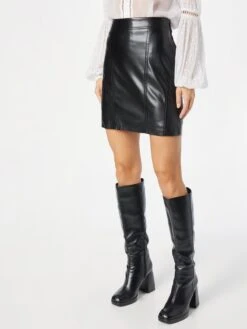 Guess Jupes En Cuir Jupe CELIA Femme Noir -Parfaite Jupe 16f7a92faa0991ed1a603ada5bcc5300