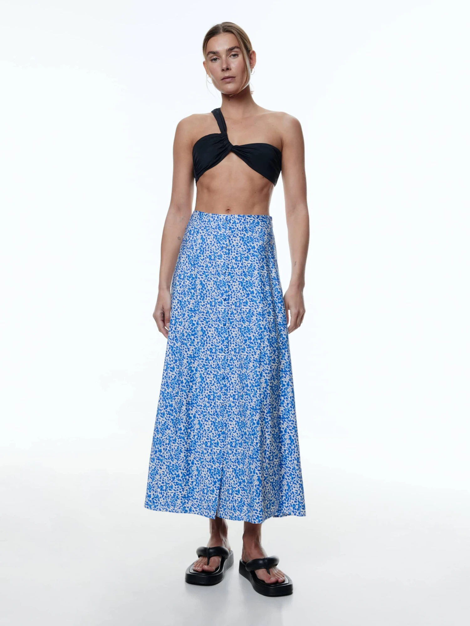 EDITED Jupes Longues Jupe Fadila Femme Bleu / Bleu Roi 7 EDITED Jupes Longues Jupe Fadila Femme Bleu / Bleu Roi – Image 5