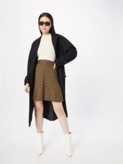 Mini-jupes Jupe JUSTINE Femme Noir -Parfaite Jupe 326f6747ed8bd2525389f187a7807557