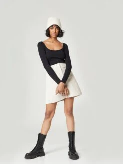 Mini-jupes Jupe Emelie Femme Blanc Cassé -Parfaite Jupe 3ddd08f3a86bc5821418b7b8318f18d2