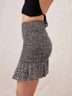 Mini-jupes Jupe Arika Femme Noir 12 Mini-jupes Jupe Arika Femme Noir -Parfaite Jupe 46cace316ba3d5ff21d3fb7b2376bd7d