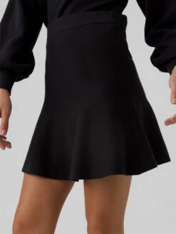 Vero Moda Mini-jupes Jupe Nancy Femme Noir -Parfaite Jupe 53b947e30a47cbb8178d69fce281b4e4