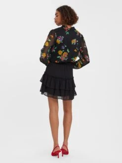 Vero Moda Mini-jupes Jupe Kaya Femme Noir -Parfaite Jupe 54e9e05a6fe60b9e3f1a832e0e6f38d6