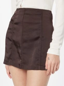 Gina Tricot Mini-jupes Jupe Rio Femme Brun Foncé -Parfaite Jupe 599aee00217c1c8a687fc64a4811bd1a