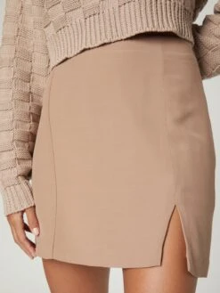 Mini-jupes Jupe Jaden Femme Noisette -Parfaite Jupe 5f0a44b76a4c2ec4e51d1d48be85d657