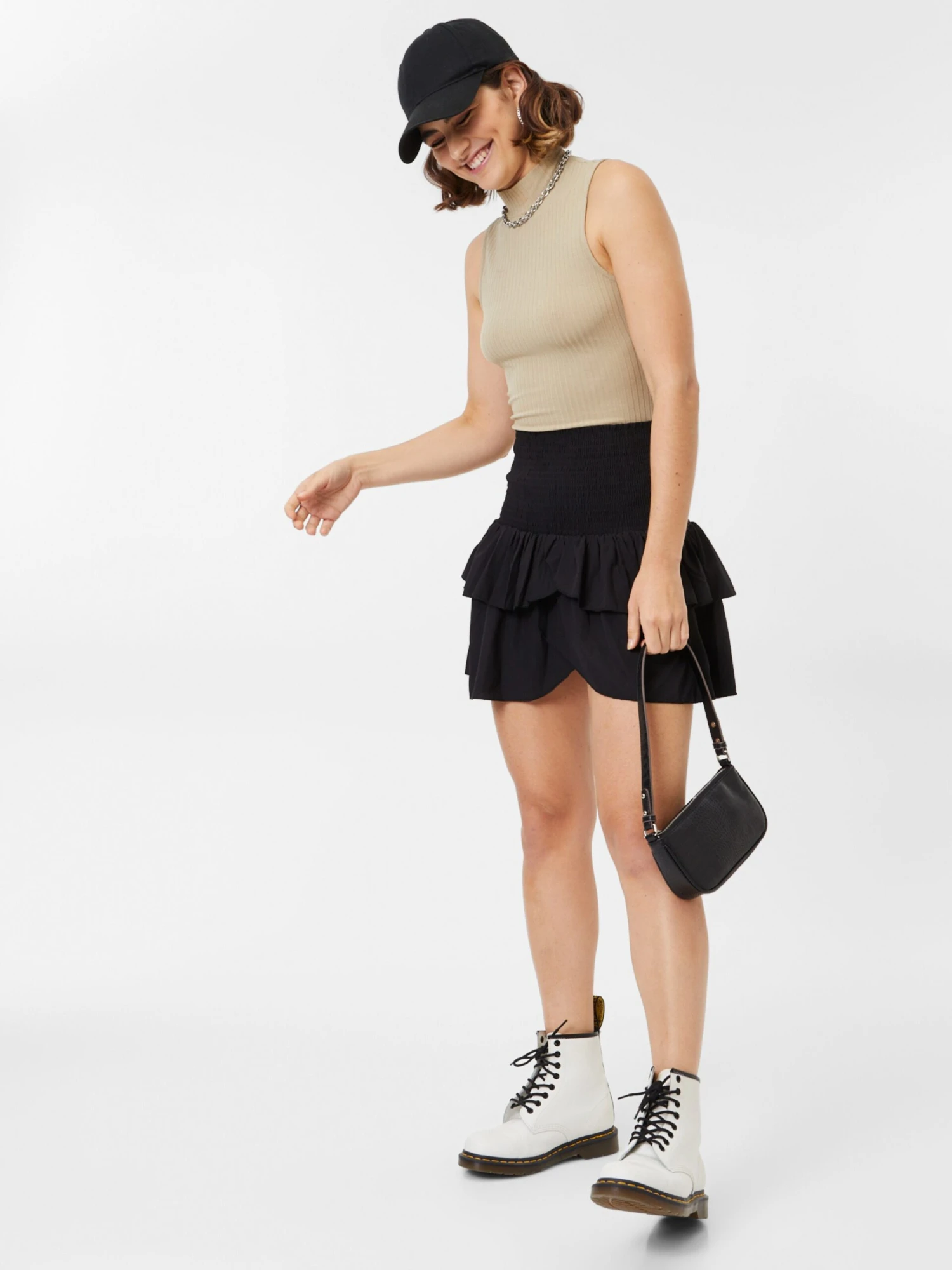 Neo Noir Mini-jupes Jupe Carin Femme Noir 7 Neo Noir Mini-jupes Jupe Carin Femme Noir – Image 5