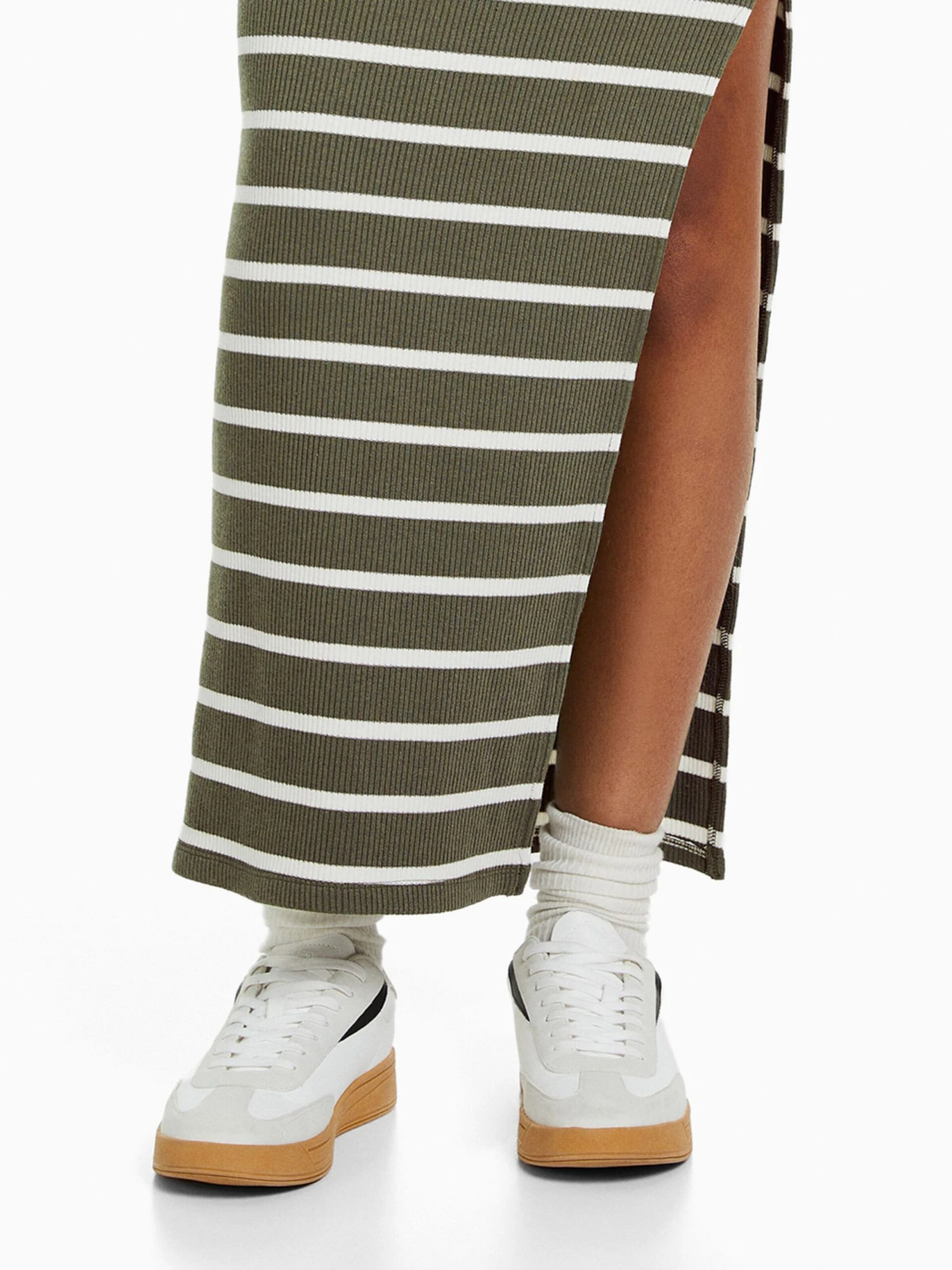 BERSHKA Jupes Longues Jupe Femme Vert Foncé 6 BERSHKA Jupes Longues Jupe Femme Vert Foncé – Image 4