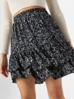 Mini-jupes Jupe GROW Femme Noir -Parfaite Jupe aa4ed9682e10b96aceae3a92e23dc0c7