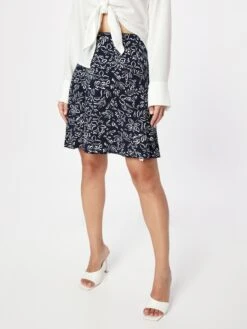 Mini-jupes Jupe Trixi Femme Noir 9 Mini-jupes Jupe Trixi Femme Noir -Parfaite Jupe b3932d34306ed9a587029bcb21993546