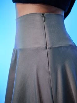 Mini-jupes Jupe Sonja Femme Kaki -Parfaite Jupe c13eb0ef0a3ecc6bcfd7f0ddf3073f1d