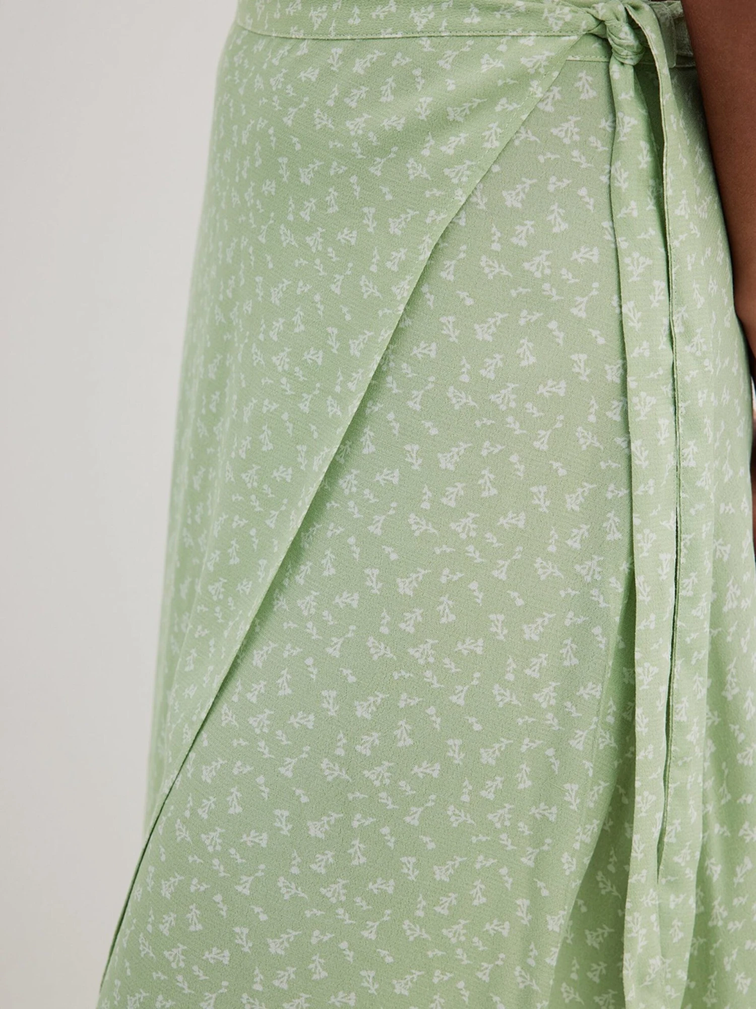 NA-KD Jupes Longues Jupe Femme Vert Pastel 6 NA-KD Jupes Longues Jupe Femme Vert Pastel – Image 4