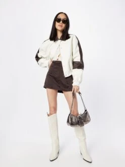 Gina Tricot Mini-jupes Jupe Rio Femme Brun Foncé -Parfaite Jupe ca60932c6768f6a6672107f15c860975