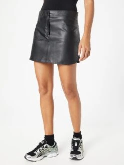 Hugo Jupes En Cuir Jupe Rajana-1 Femme Noir 9 Hugo Jupes En Cuir Jupe Rajana-1 Femme Noir -Parfaite Jupe d53a5e3828952f95009b7266dc85119e