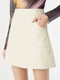 Jupes En Cuir Jupe Lena Femme Blanc Cassé -Parfaite Jupe e338f33e694bd40a529116d77e6de659