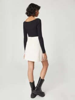 Mini-jupes Jupe Emelie Femme Blanc Cassé -Parfaite Jupe f7045e4072fbdf30eef1e657d98bfc6a